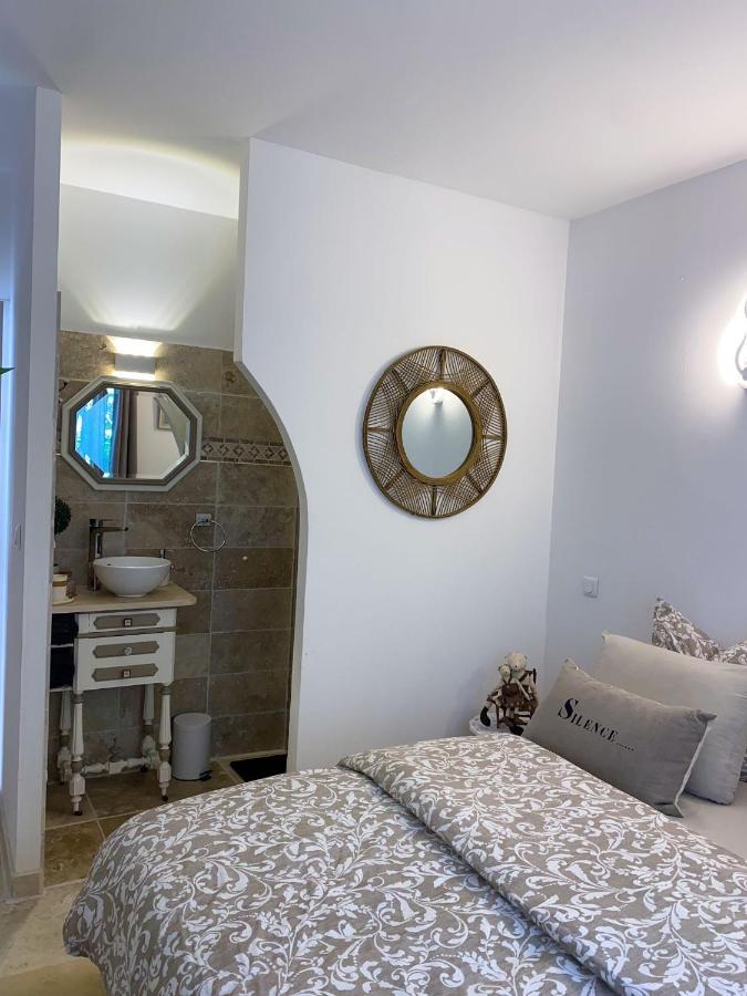 Gîte les 2 cèdres Cardet Esterno foto